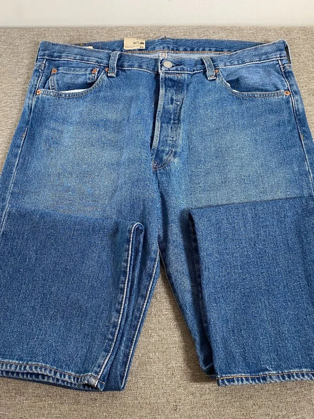 Levi's Premium 501 Denim Jeans Men's 36 x 32 Mid Rise Button Fly Blue Casual NWT